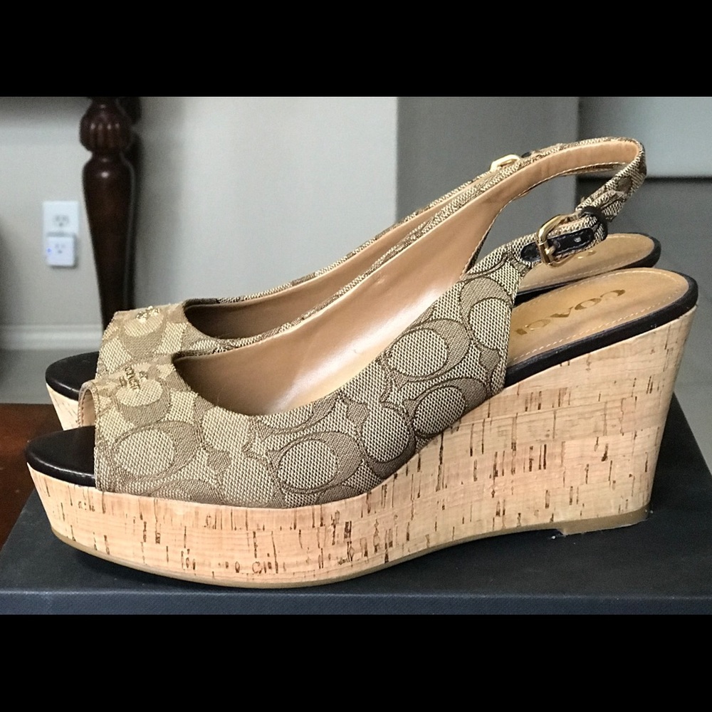 Wedges sandals